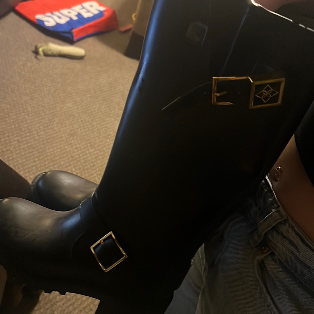 Boots Size 7